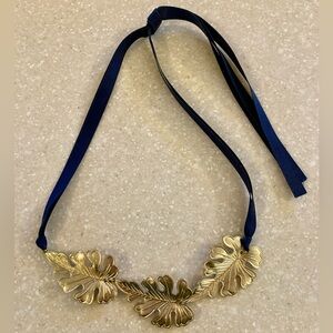 Francesca’s Leaf and Ribbon Necklace